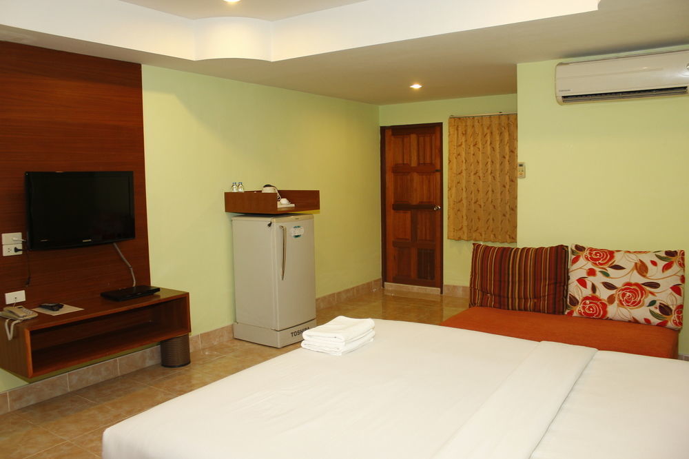 V Style Boutique Hotel Pattaya Exterior photo